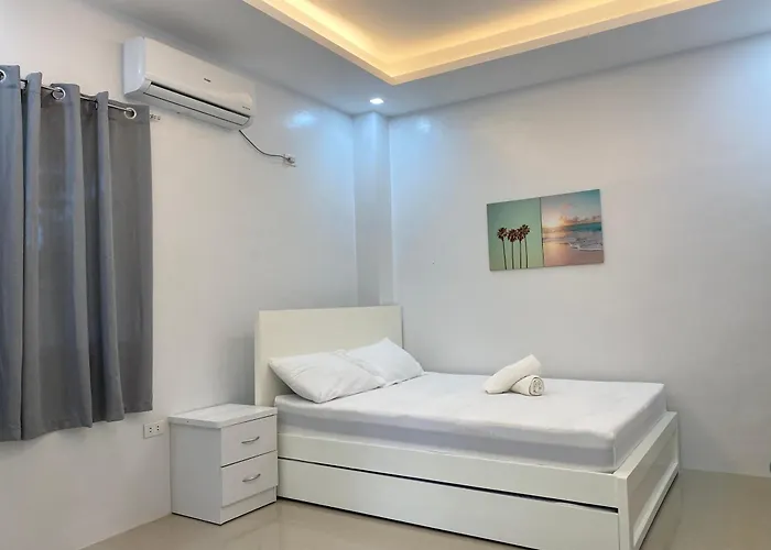 Christela House 3* Pooc