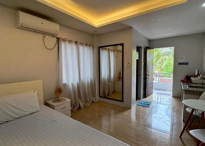 Christela House 3*